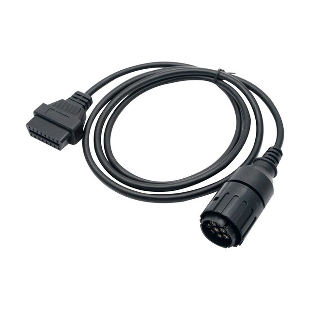 Câble adaptateur noir pour moto BMW, enroulé, avec la prise ronde à 10 broches d'un côté et la prise OBD2 à 16 broches de l'autre