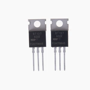 Pack de 5 triacs BT137-600E 8A 600V pour contrôle et commutation