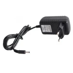 Adaptateur secteur 5V 2A connecteur 3,5mm x 1,35mm pour tablettes et caméras de sécurité
