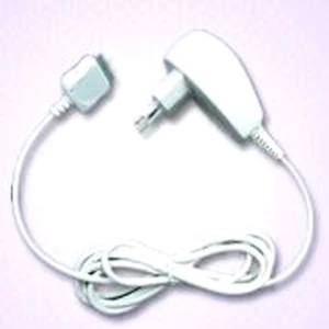 Adaptateur secteur pour iPod compatible mini, nano et video