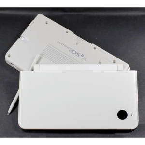 Coque blanche pour NDSi XL - pièce complète avec boutons et vis
