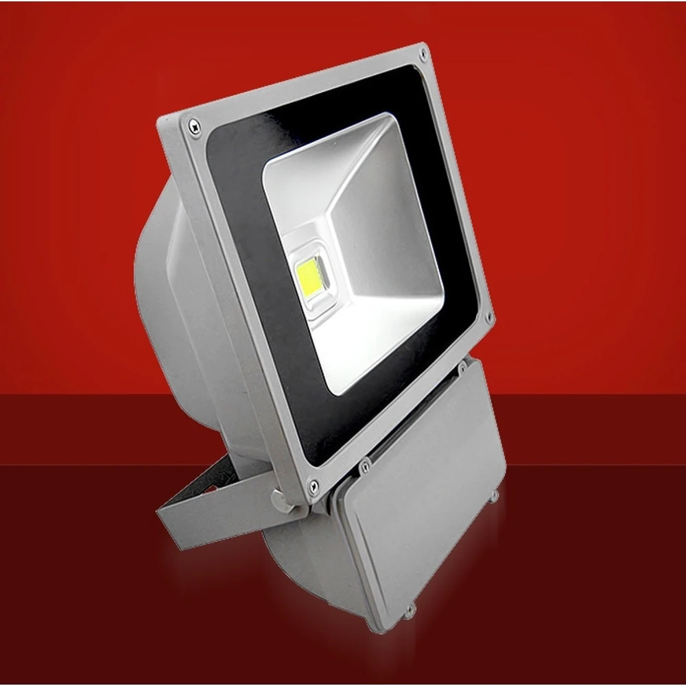 Projecteur LED 70W 6500K lumière blanche pour extérieur