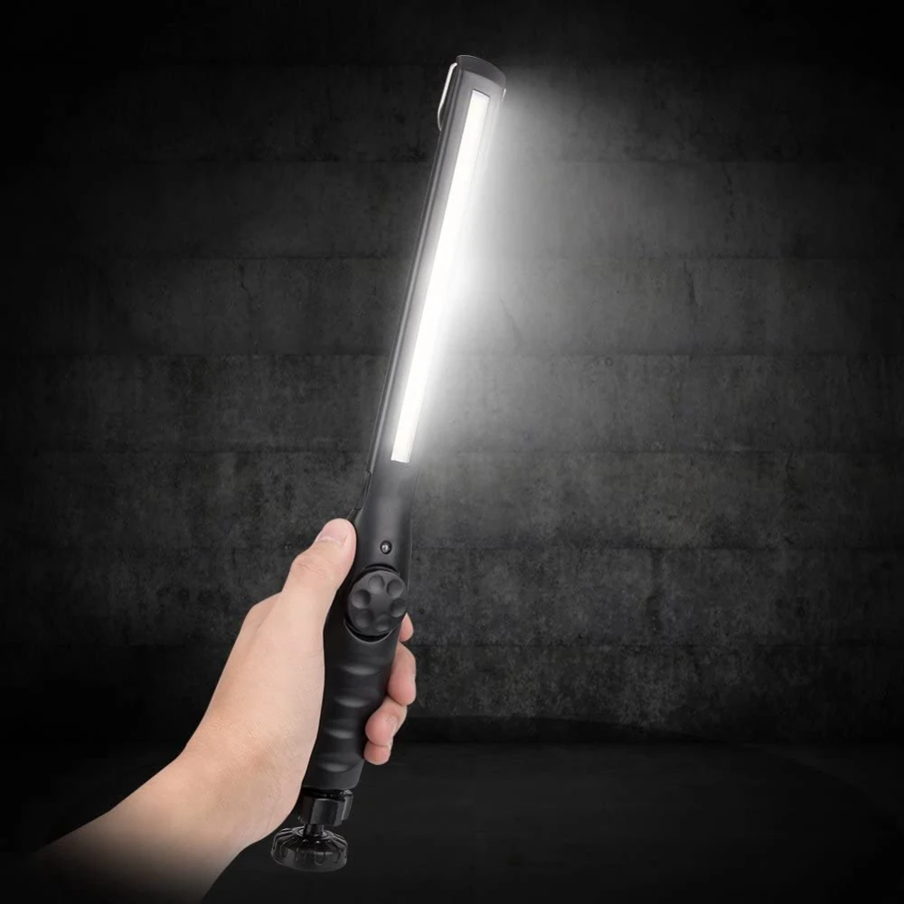 Lampe torche atelier LED rechargeable avec 4 modes et base magnétique pour atelier et automobiles
