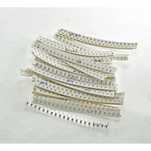 Pack condensateurs SMD 0603 - 720 condensateurs, 36 valeurs de 1pF à 10uF