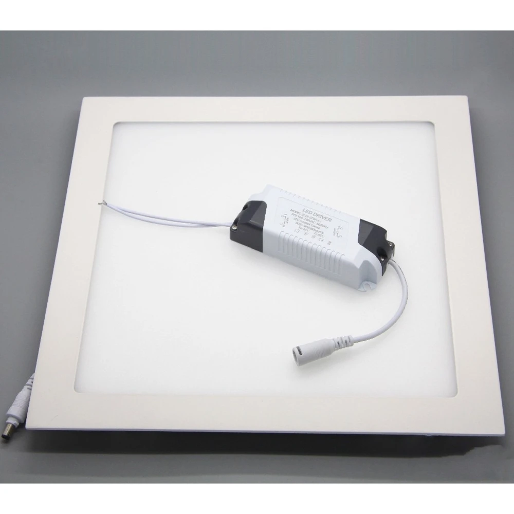 Panneau LED carré 24W blanc froid 6000K superslim pour un éclairage efficace
