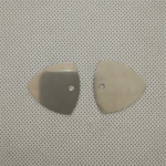 Púa metálica para desmontar pantallas LCD de tablets